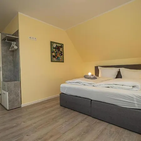 Hafenkoje Vareler Hafen Varel