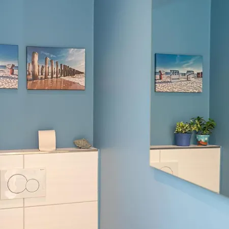 Hafenkoje Vareler Hafen Holiday home Varel