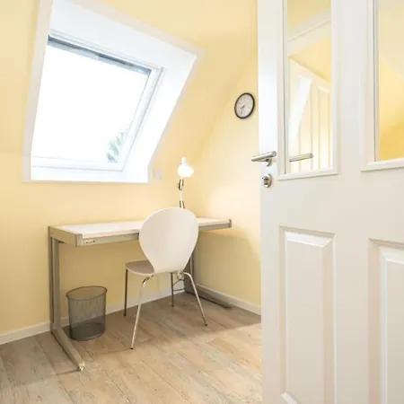 Hafenkoje Vareler Hafen Semesterbostad